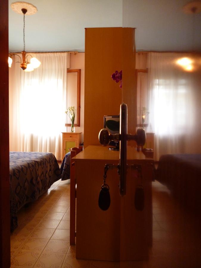 Albergo Da Stefano Eraclea Экстерьер фото